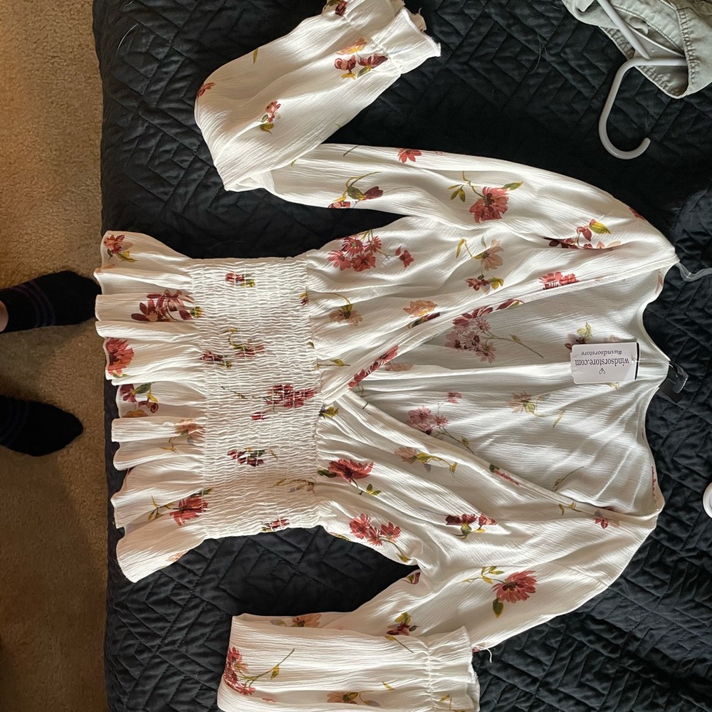Long sleeve windsor top NWT